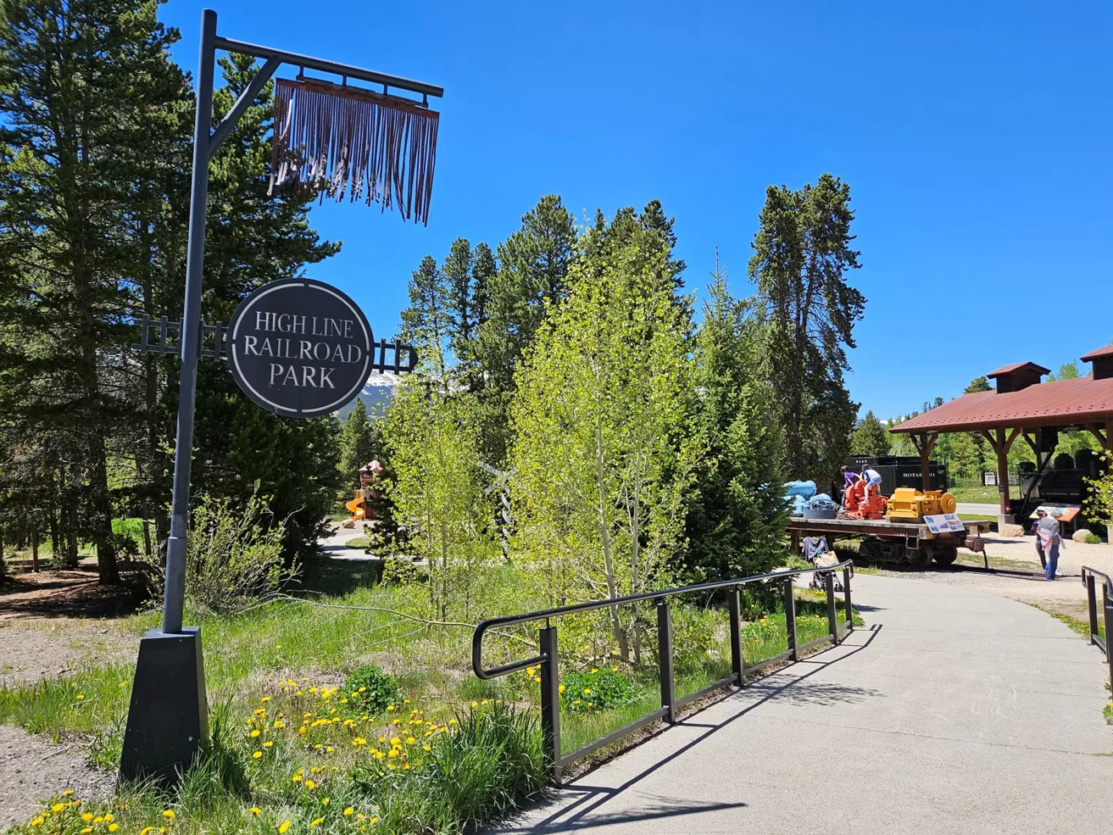 Visit High Line Railroad Park